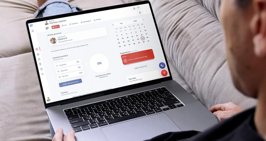 Anna Mockup laptop2a